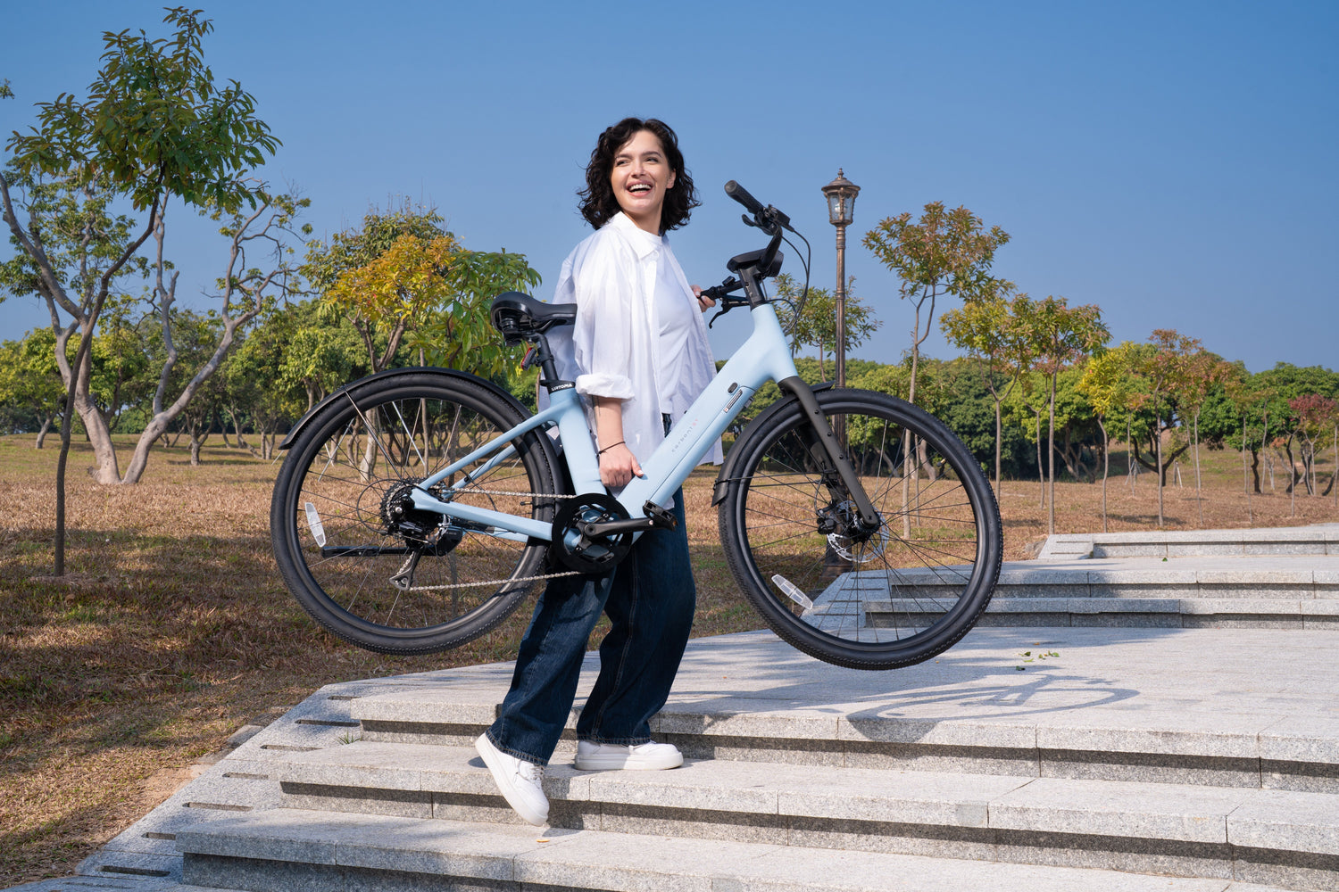 Neu vorgestellt: Urtopia Carbon 1 ST — das leichte Step-Through Carbon E-Bike für die Stadt - Urtopia EU